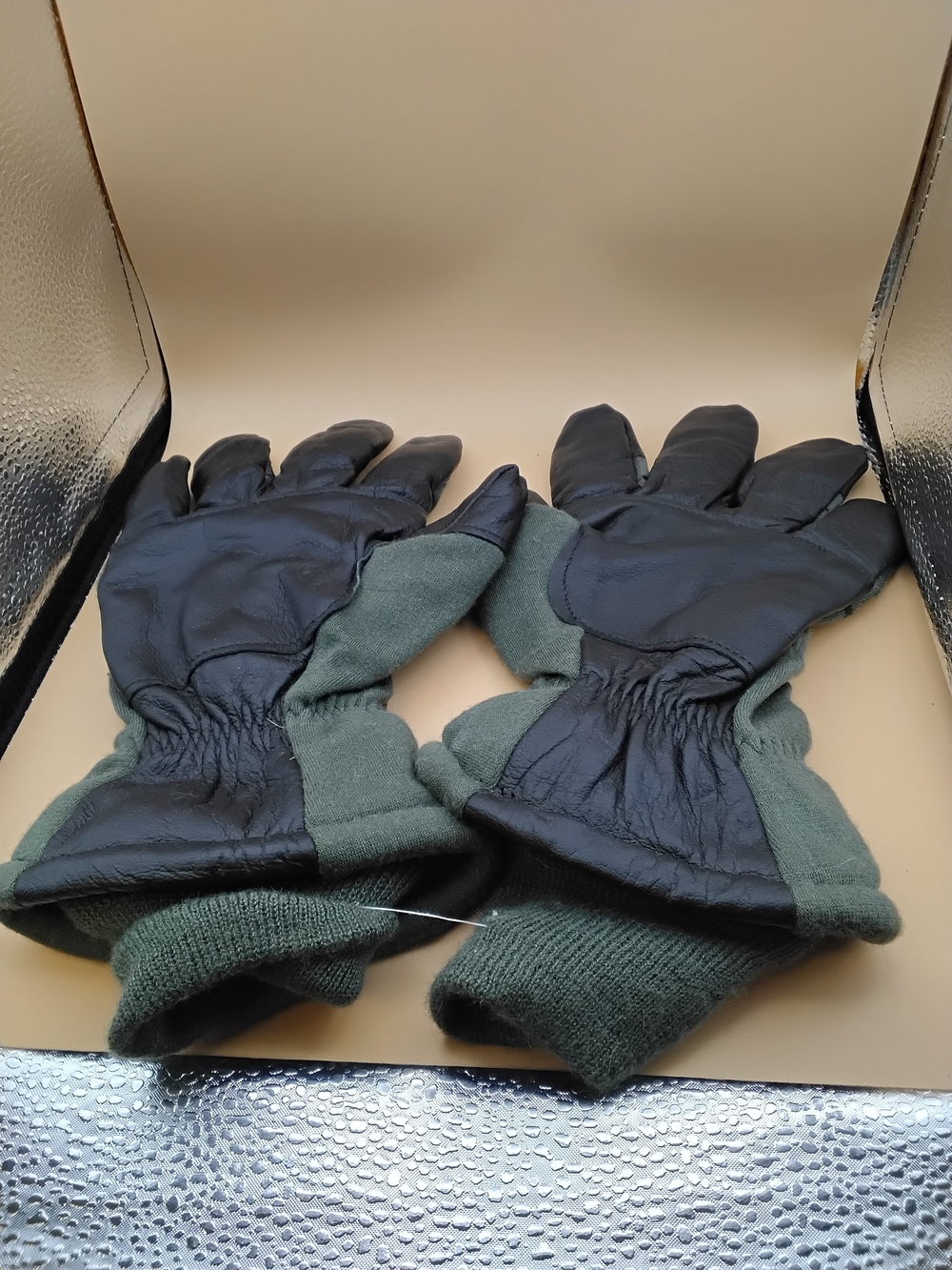 U.S. Military Intermediate Cold Weather Flyer's Gloves - Size 7 - New